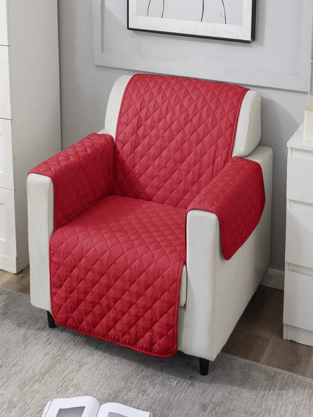 

HOKIPO Red Polyester Quilted 1 Seater Sofa Cover