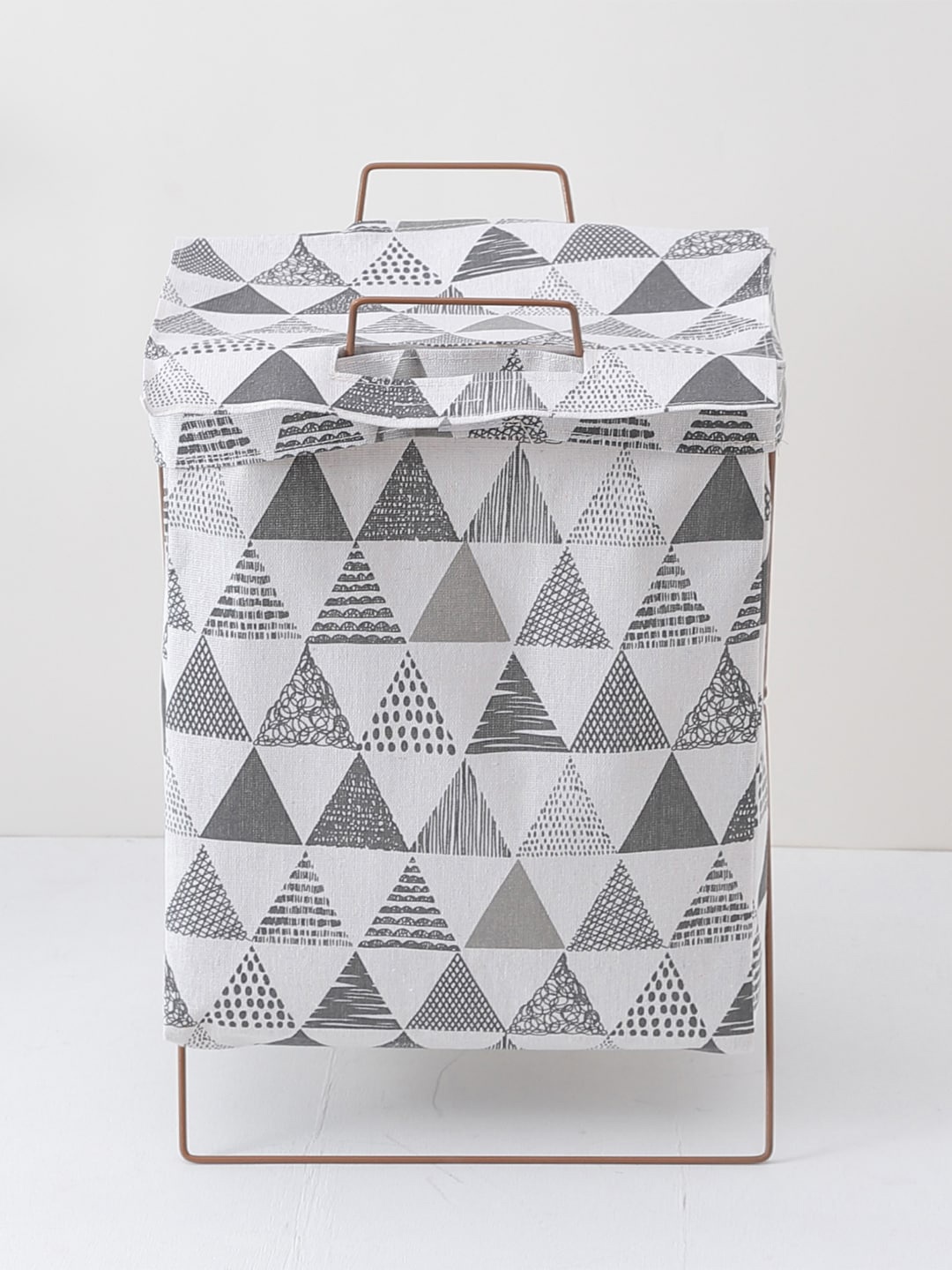 

Kuber Industries Grey & White Printed Foldable Laundry Bag