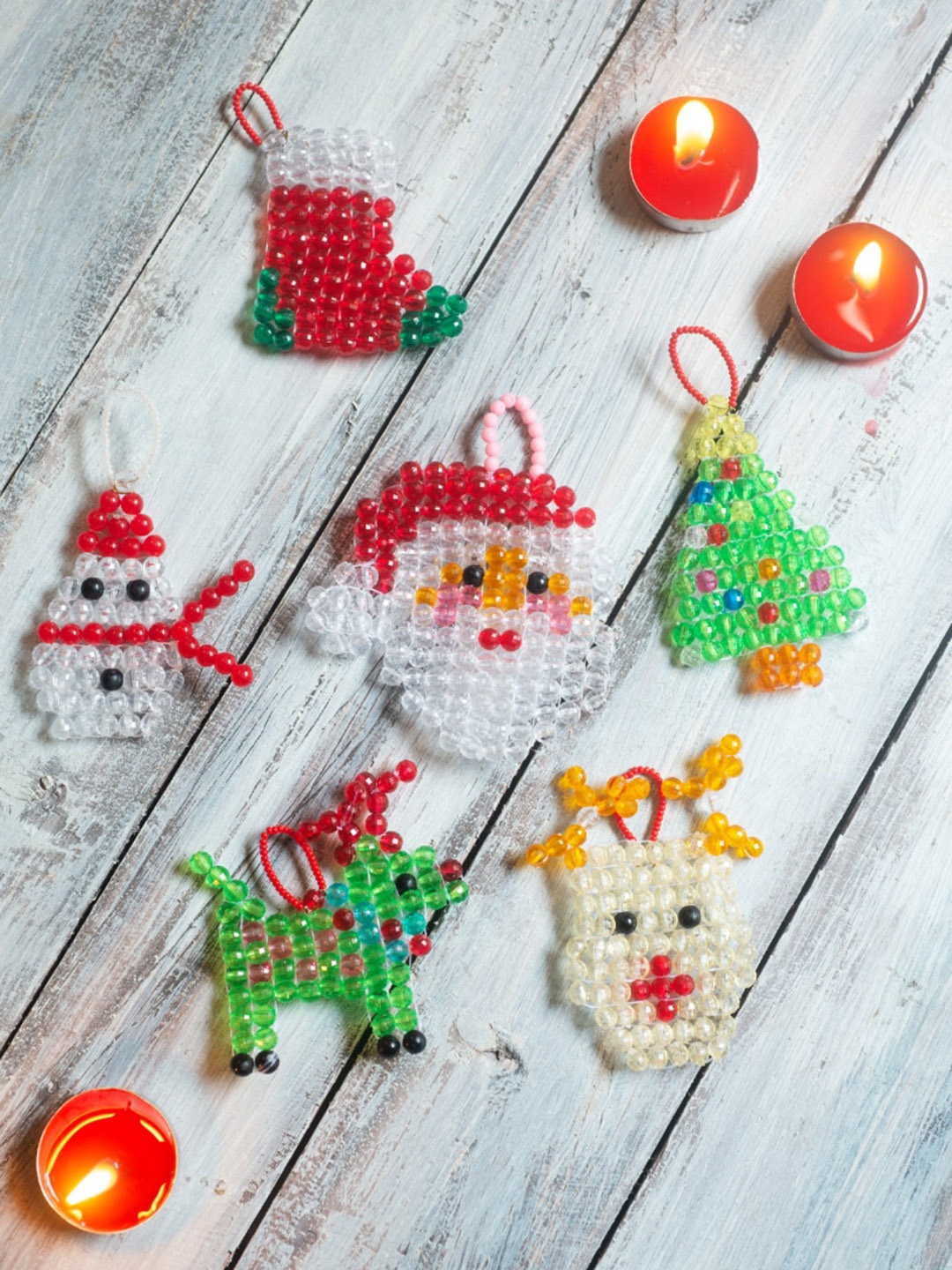 

Choko Red & Green 6 Pieces Christmas Beaded Ornaments Festive Decor