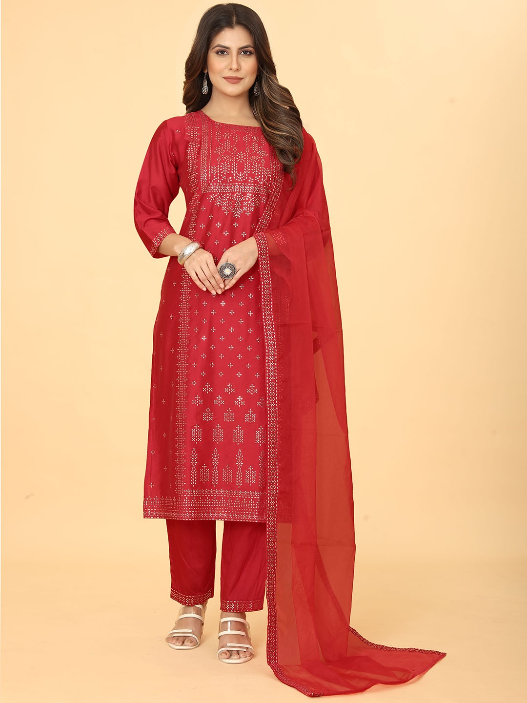 

Mimakiya Ethnic Motifs Self Design Mukaish Kurta With Trousers & Dupatta, Red