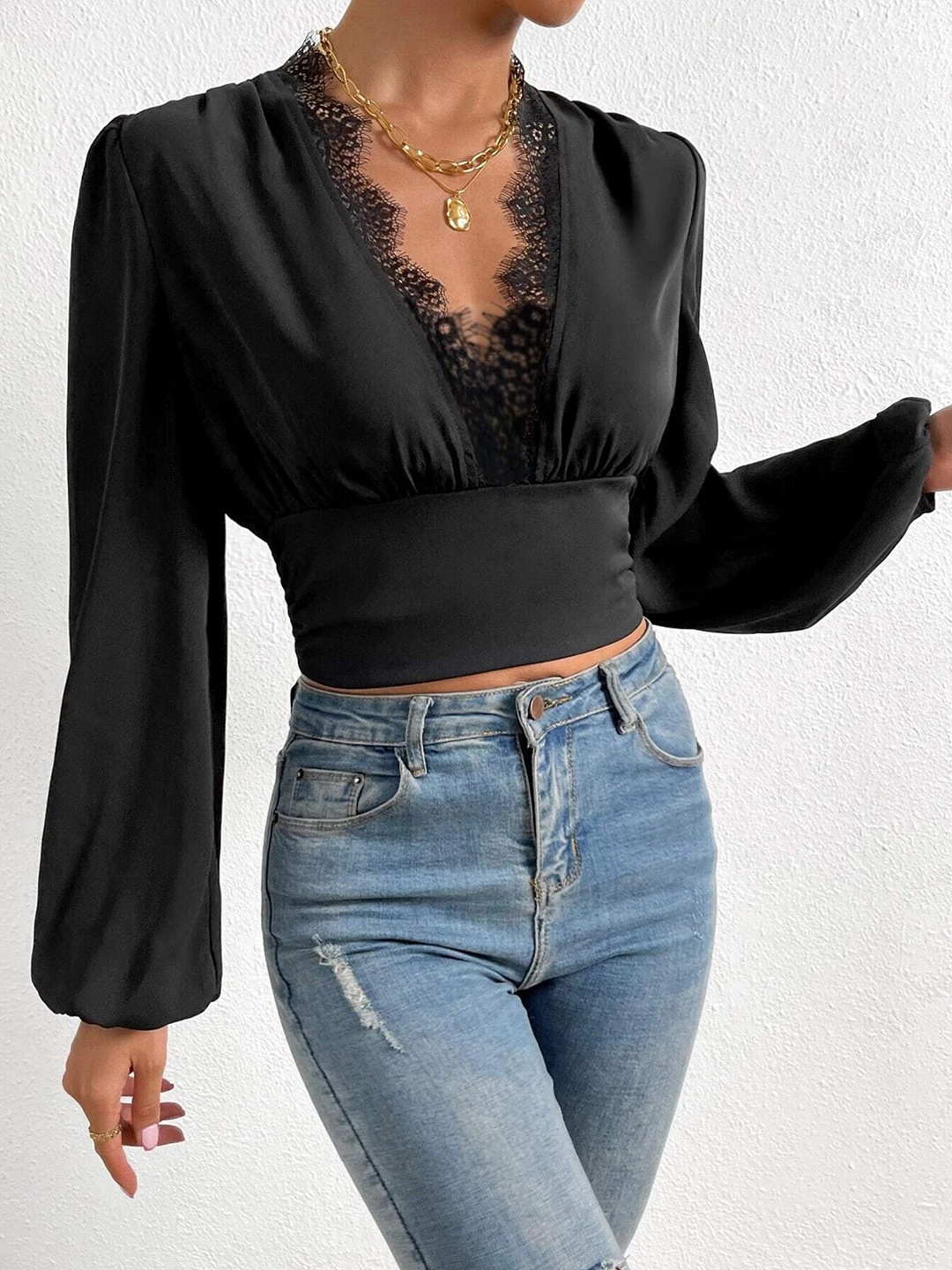 

Stylecast X Slyck V-Neck Puff Sleeves Crop Top, Black