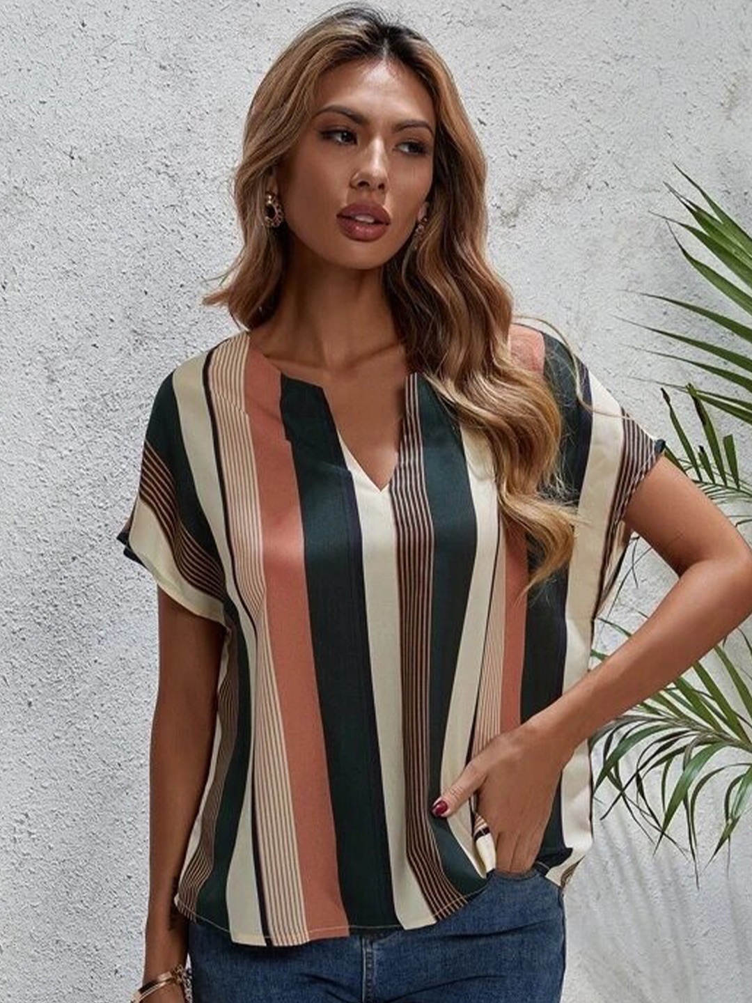 

Stylecast X Slyck Vertical Striped Extended Sleeves Top, Green