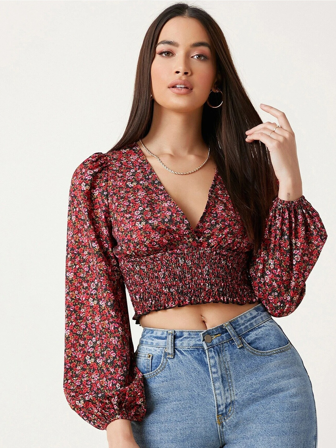 

Stylecast X Slyck Floral Printed V-Neck Puff Sleeves Smocked Fitted Crop Top, Black