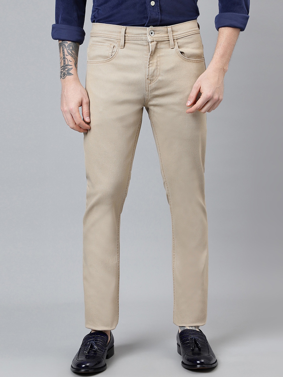 

Woodland Men Slim Fit Clean Look Mid-Rise Jeans, Khaki