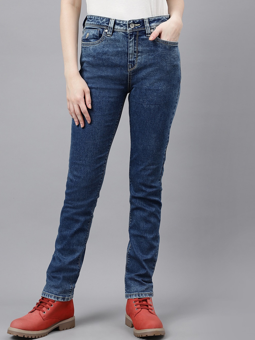 

Woodland Women Slim Fit Clean Look Mid-Rise Stretchable Jeans, Blue