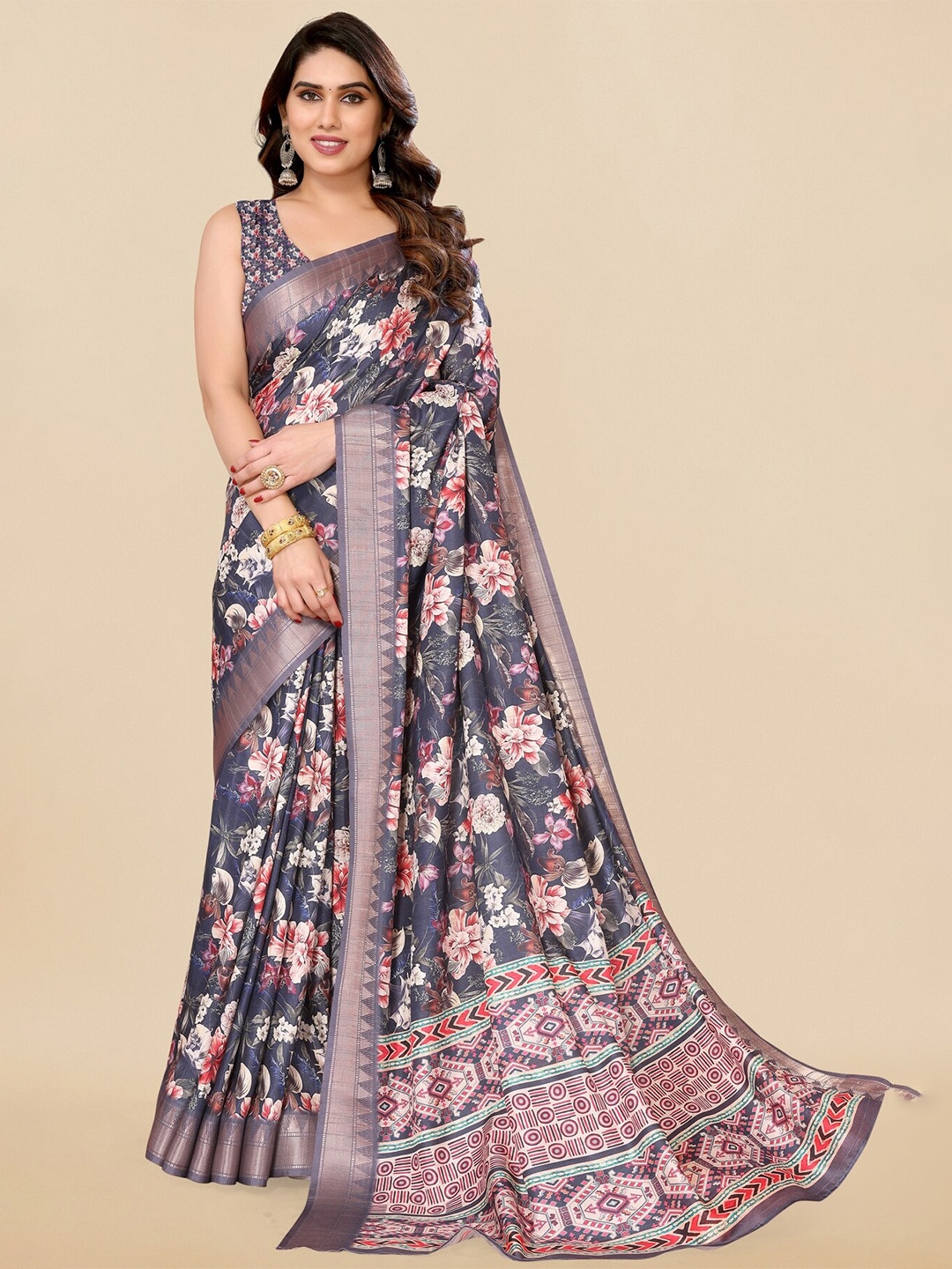 

MIRCHI FASHION Floral Printed Zari Saree, Grey