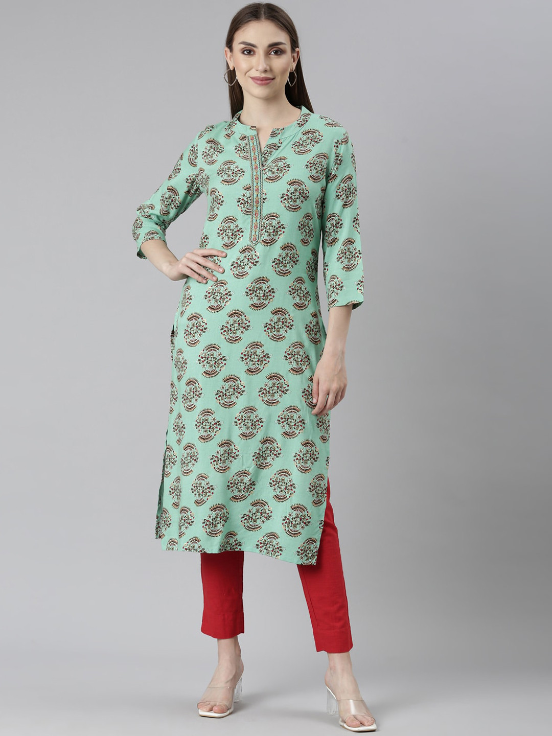 

Neerus Floral Printed Mandarin Collar Straight Kurta, Sea green