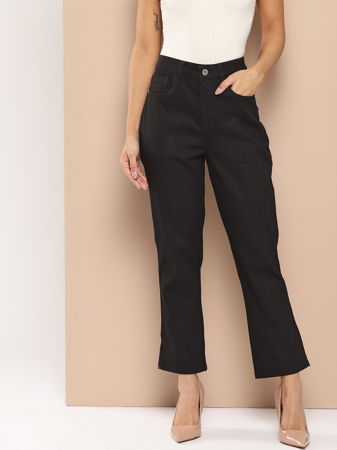 

Chemistry Women Straight Fit Crop Jeans, Black