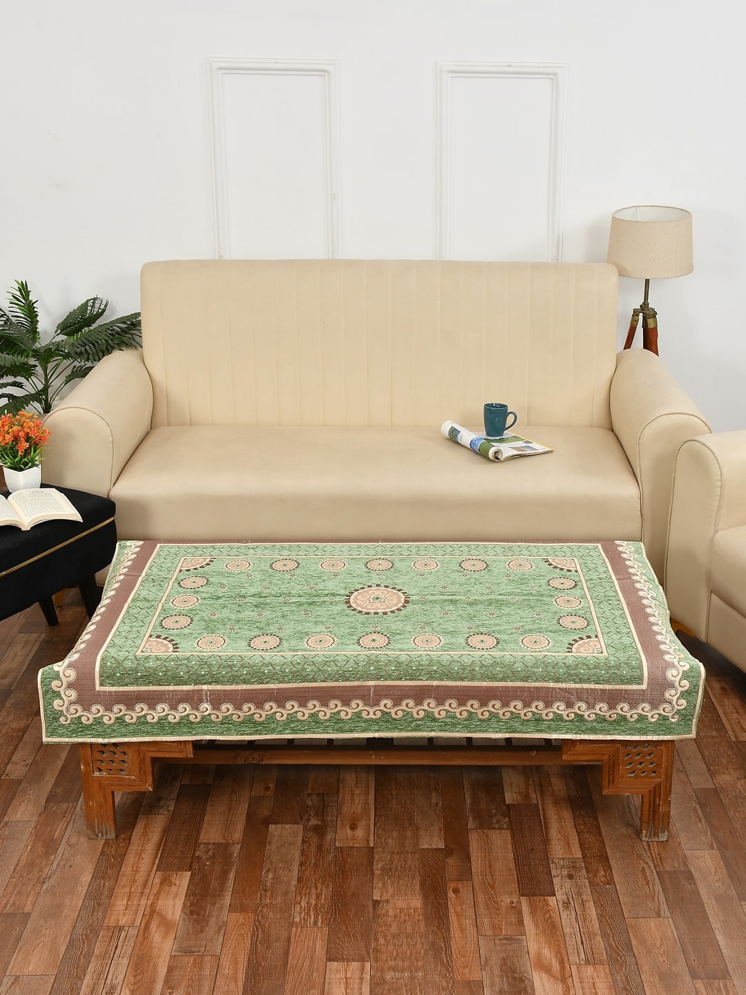 

MULTITEX Green & Brown Cotton Printed 4 Seater Rectangle Table Cover