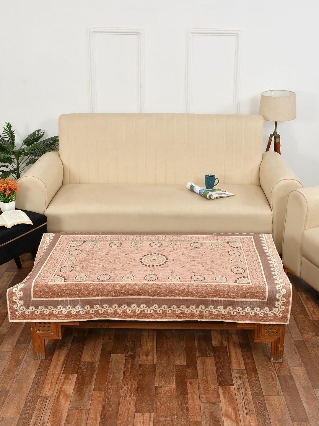 

MULTITEX Peach Coloured & Brown Cotton Printed 4 Seater Rectangle Table Cover