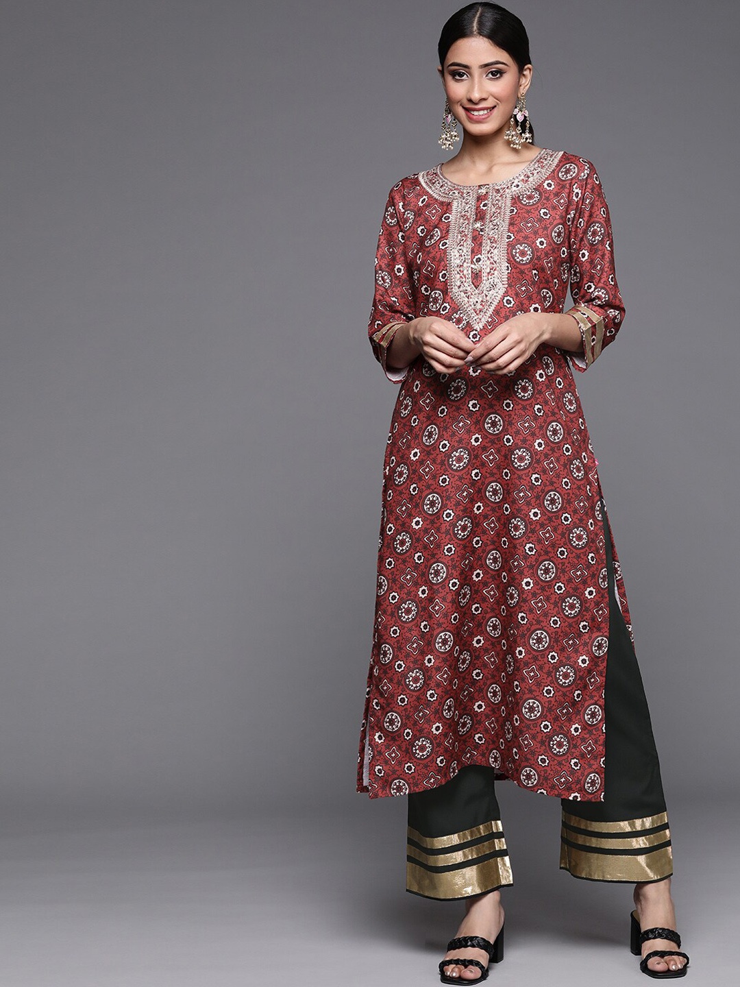 

KALINI Ethnic Motifs Printed Regular Gotta Patti Kurta With Palazzos, Maroon