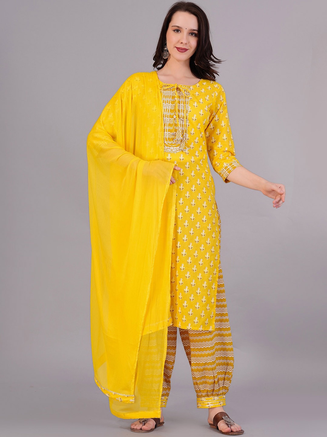 

JC4U Women Ethnic Motifs Printed Gotta Patti Pure Cotton Kurta With Trousers & Dupatta, Yellow