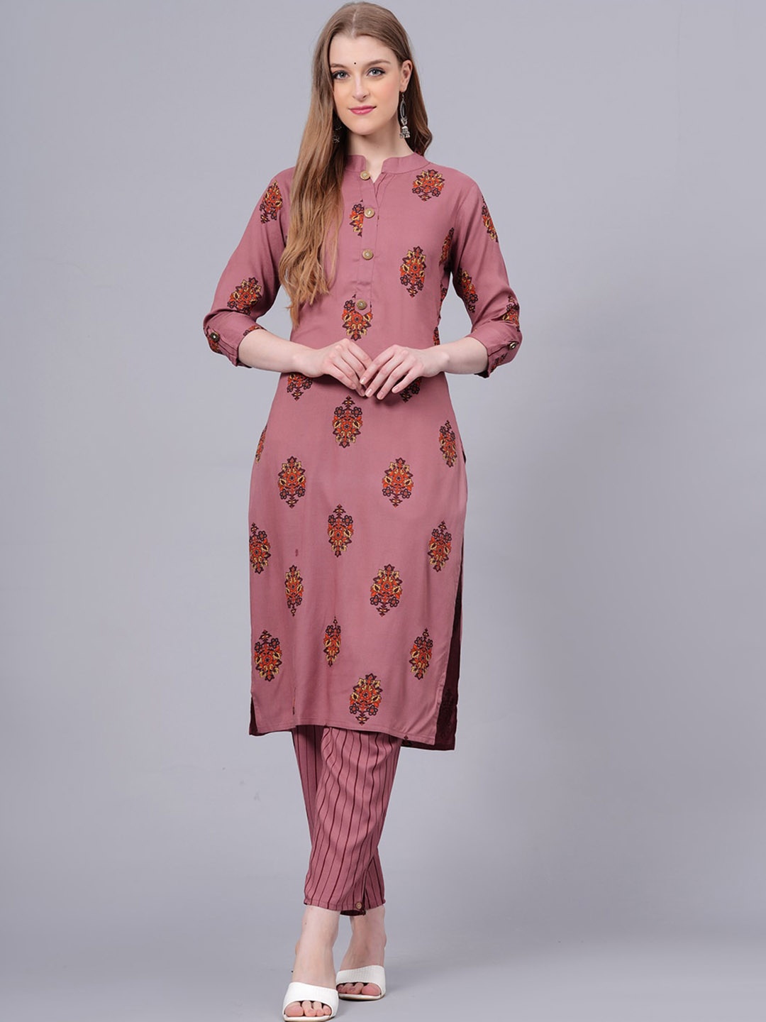 

JC4U Floral Printed Mandarin Collar Straight Kurta With Palazzo, Purple