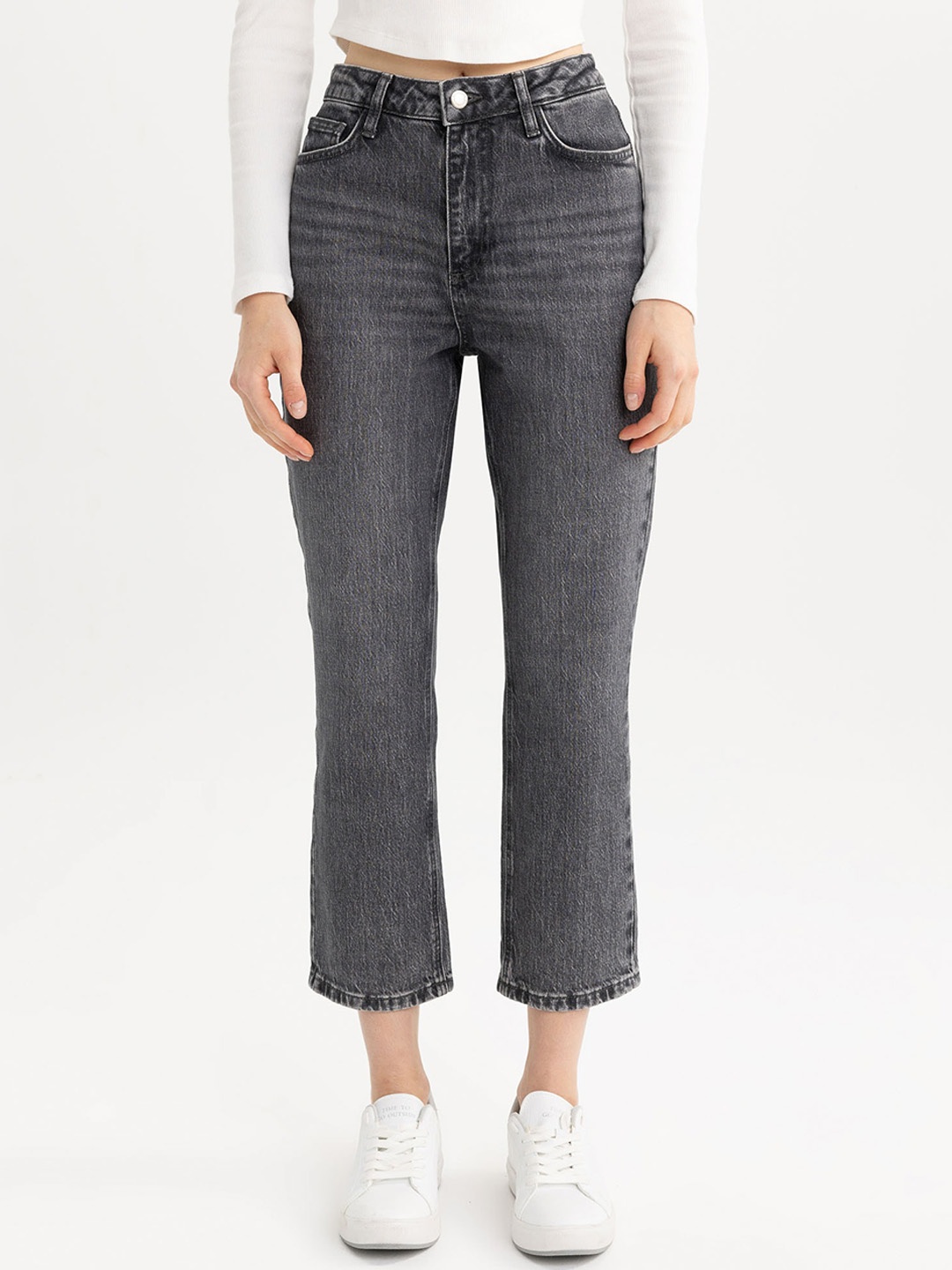 

DeFacto Women Heavy Fade Clean Look Stretchable Jeans, Grey