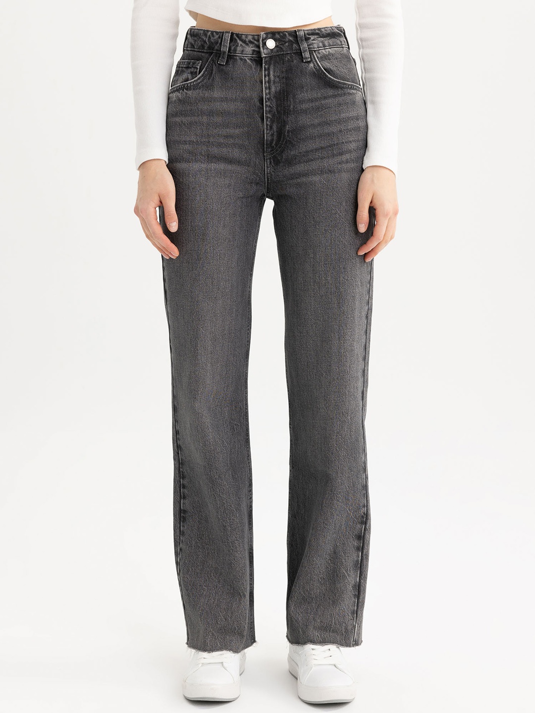 

DeFacto Women Heavy Fade Clean Look Pure Cotton Jeans, Grey