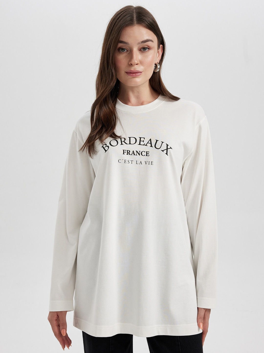 

DeFacto Typography Printed Longline Pure Cotton Pullover Sweatshirt, White