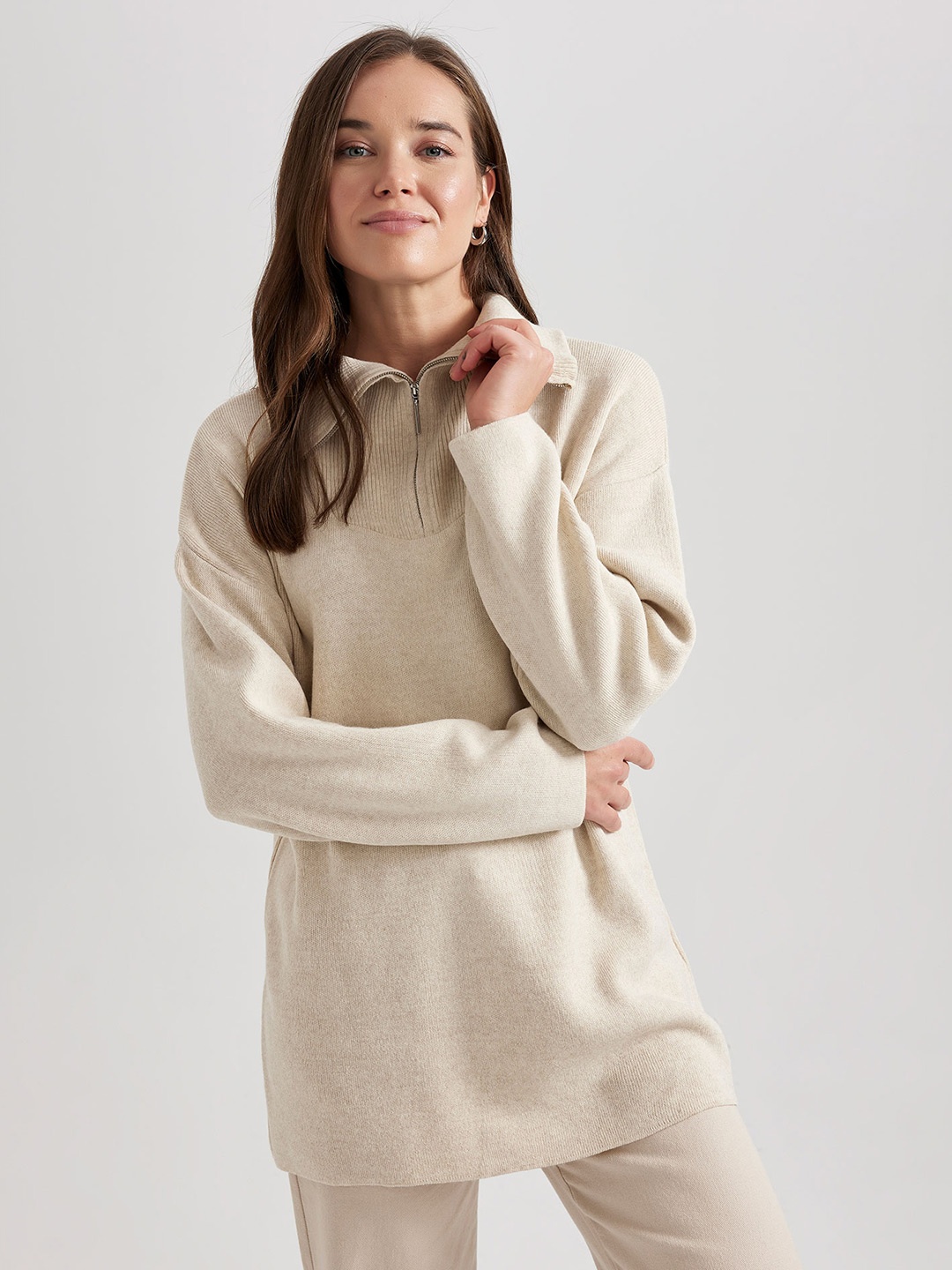 

DeFacto Shirt Collar Cotton Sweatshirt, Cream