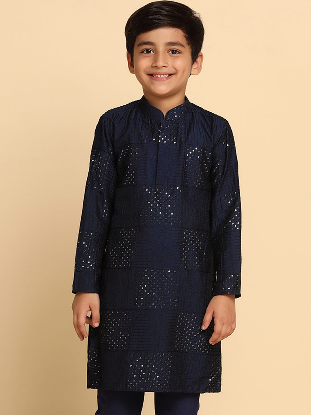 

KISAH Boys Embellished Regular Fit Sequinned Kurta, Navy blue