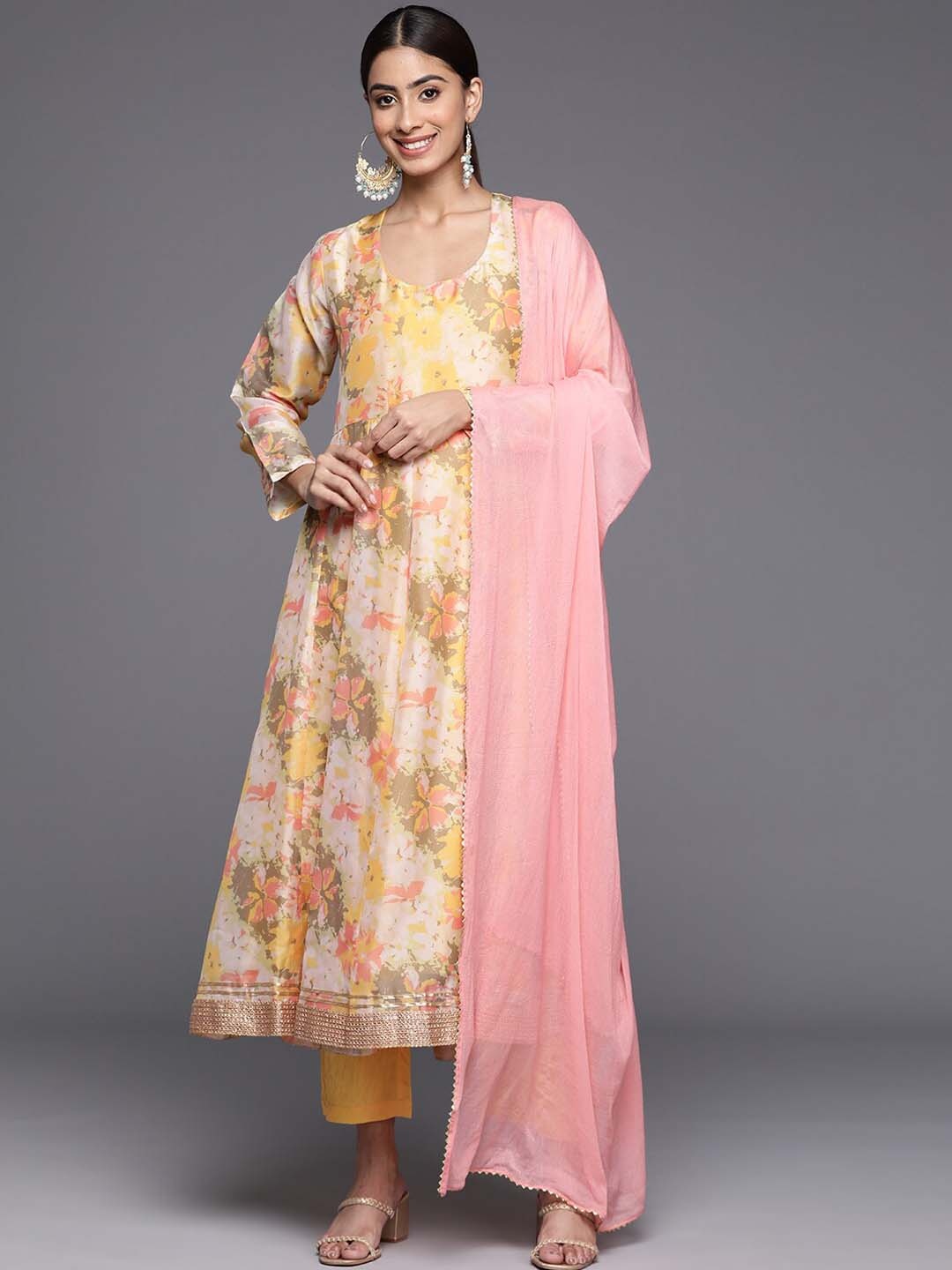 

KALINI Floral Printed Gotta Patti Detailed Anarkali Kurta & Trouser With Dupatta, Yellow