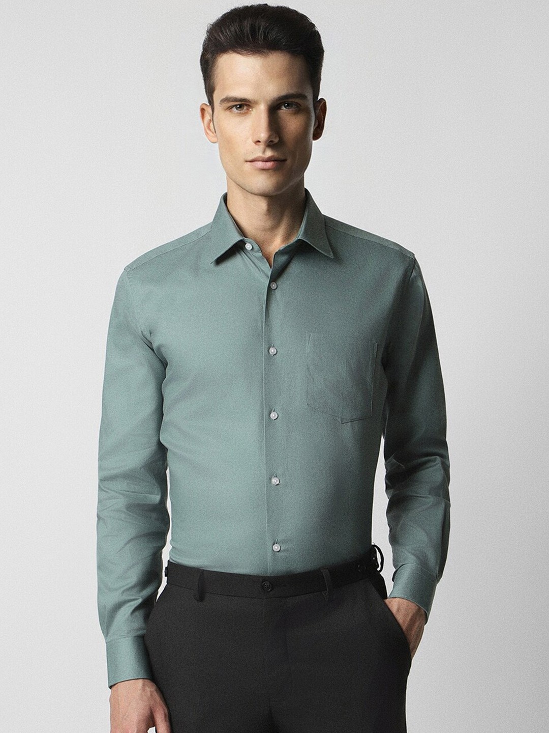 

Van Heusen Cotton Formal Shirt, Green