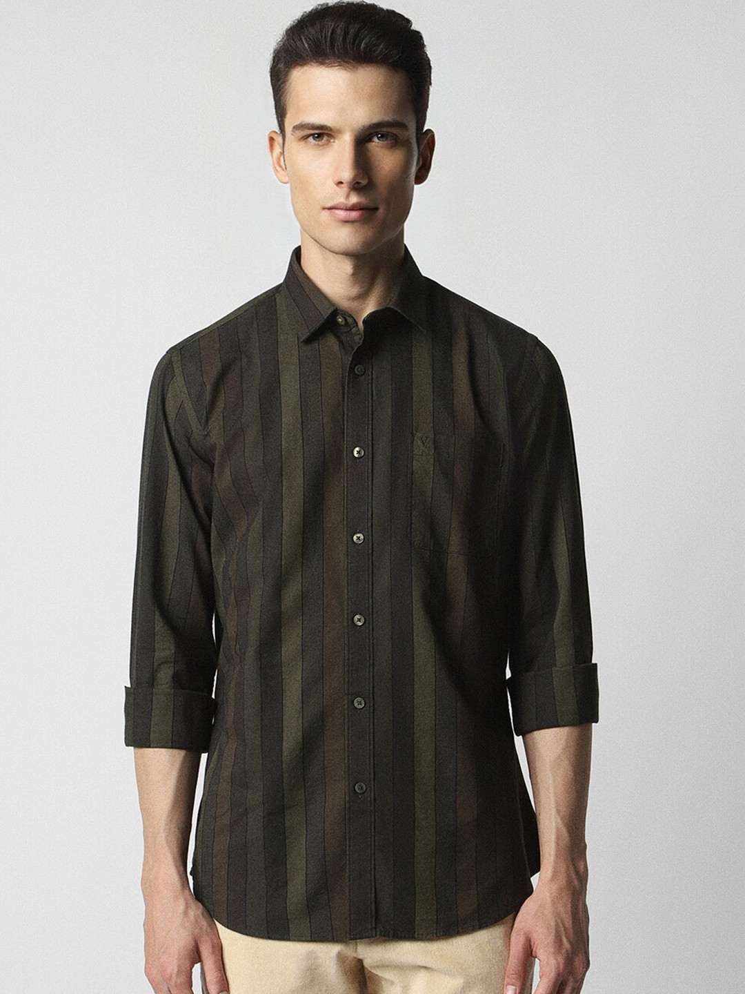 

Van Heusen Sport Slim Fit Vertical Striped Casual Shirt, Green