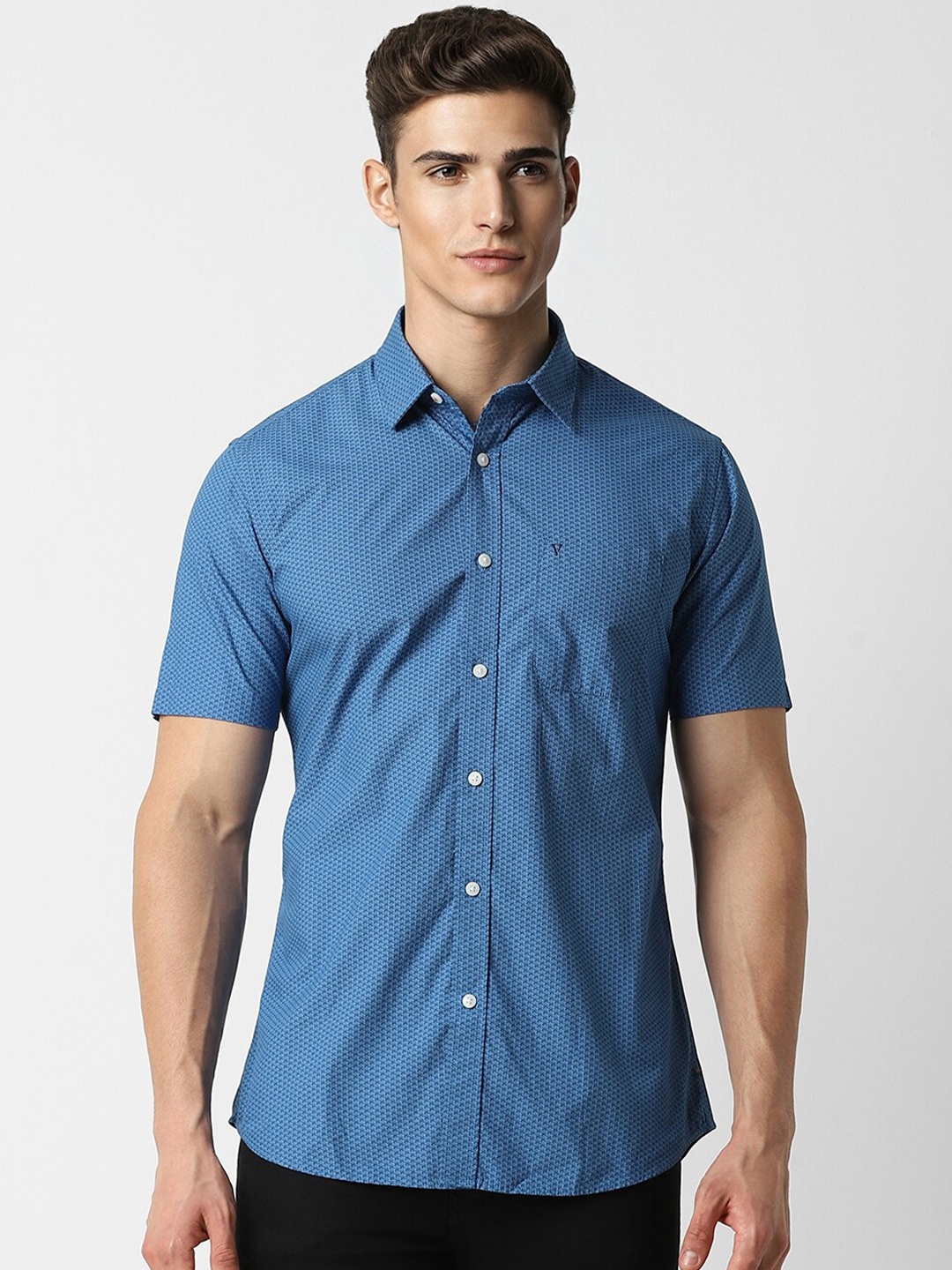 

Van Heusen Sport Slim Fit Micro Ditsy Printed Pure Cotton Casual Shirt, Blue