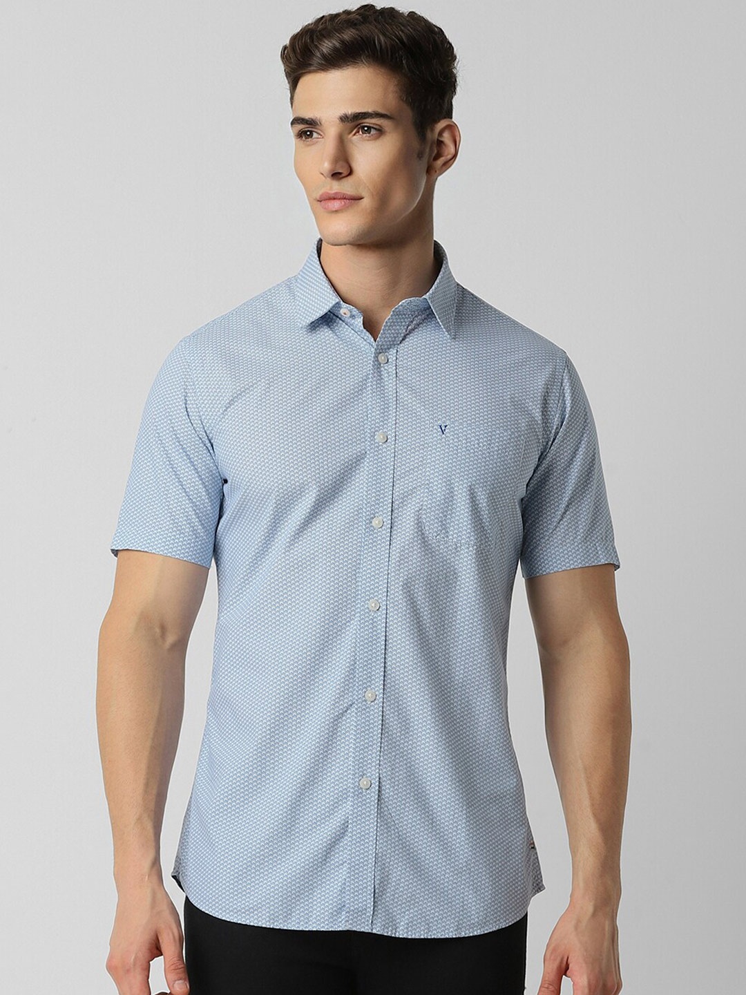

Van Heusen Sport Micro Ditsy Printed Spread Collar Slim Fit Pure Cotton Shirt, Blue