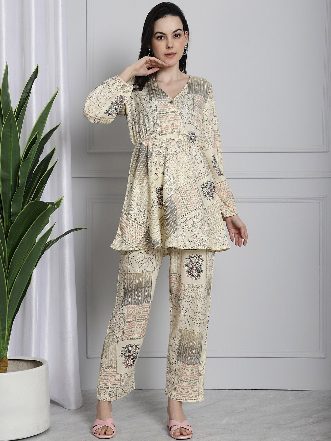 

Frempy Printed Top With Trousers Co-Ords, Cream