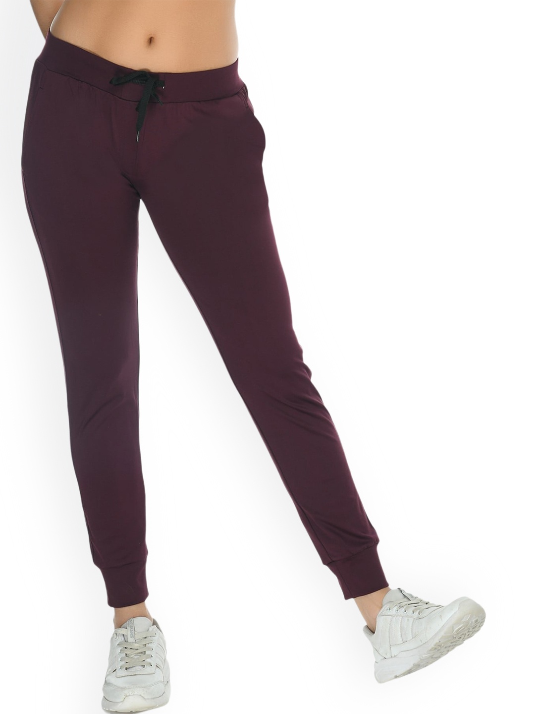 

Body Smith Women Mid-Rise Anti Odour Relaxed-Fit Jogger, Maroon