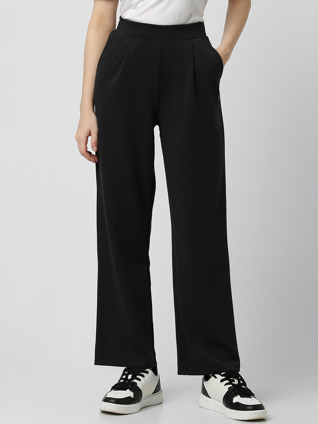 

Van Heusen Woman Mid Rise Plain Formal Trousers, Black