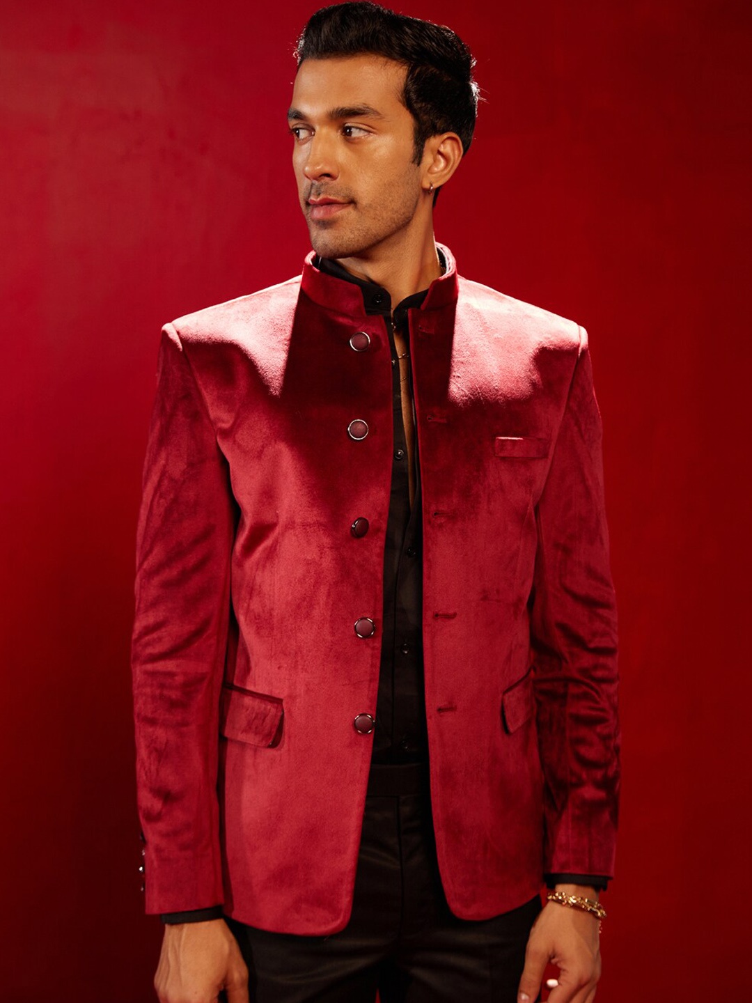 

VASTRAMAY Slim Fit Velvet Bandhgala Jodhpuri Blazer, Maroon