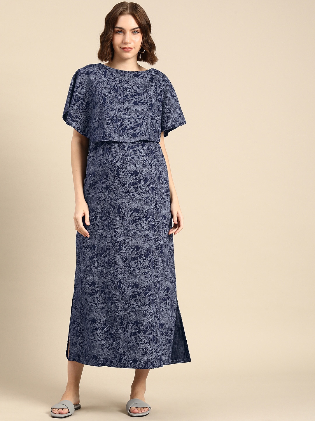 

Mystere Paris Floral Print Flared Sleeves Layered Maternity Dress, Navy blue