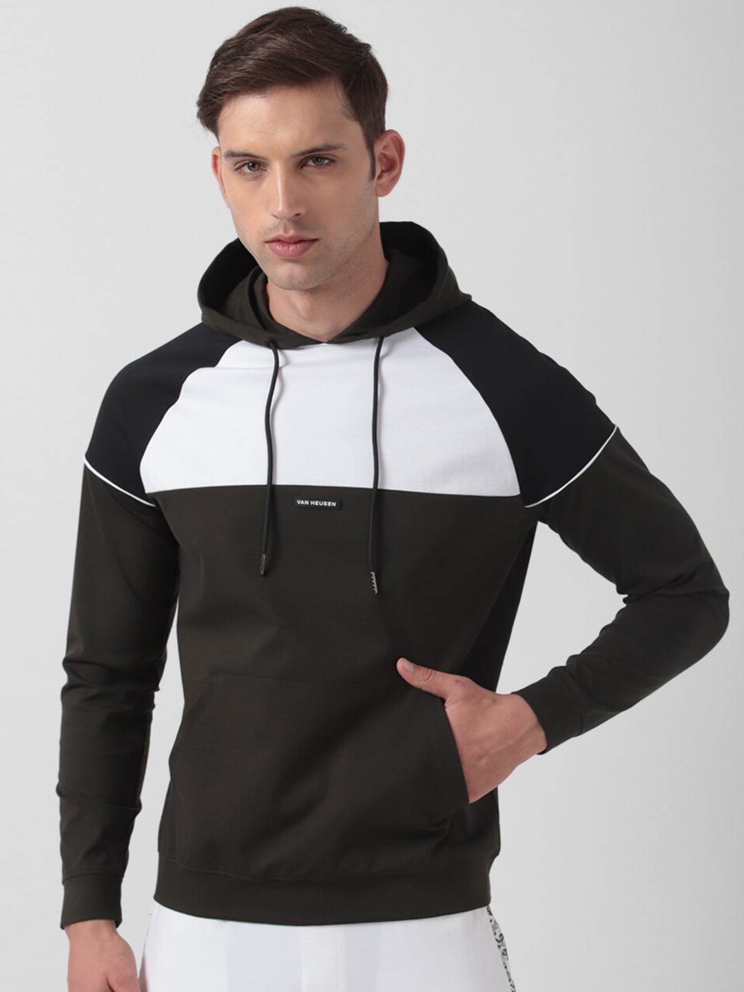 

Van Heusen Flex Colourblocked Hooded Sweatshirt, Olive