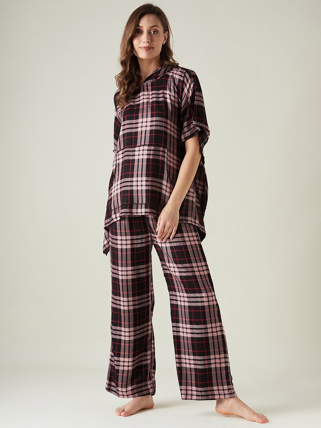 

The Kaftan Company Checked Hooded Pure Cotton Night Suit, Black