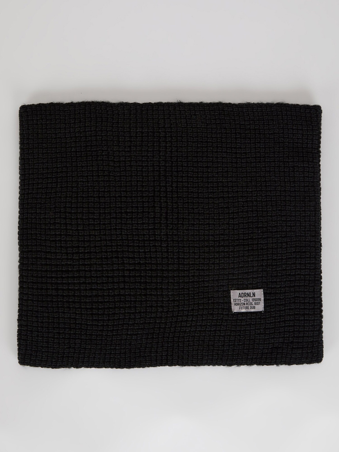 

DeFacto Men Self Design Acrylic Scarf, Black