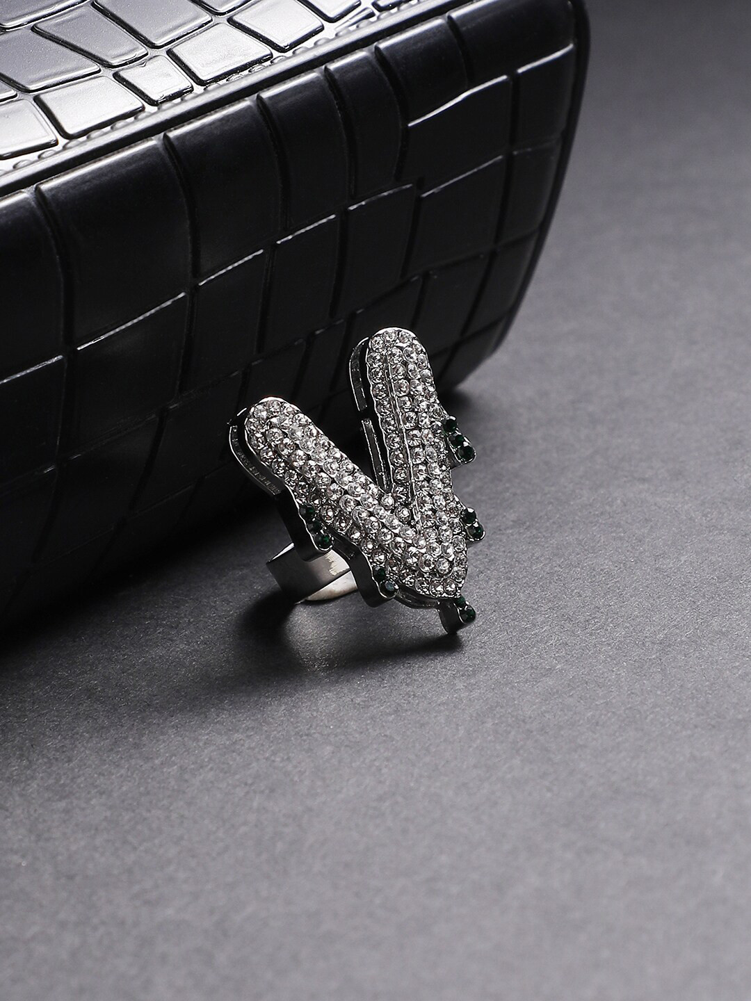 

French Accent Men Silver-Plated Stone Studded V Alphabet Ring