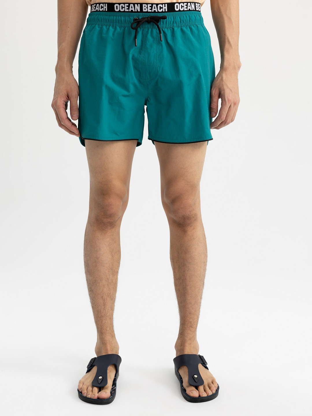 

DeFacto Men Slim-Fit Swim Shorts, Green