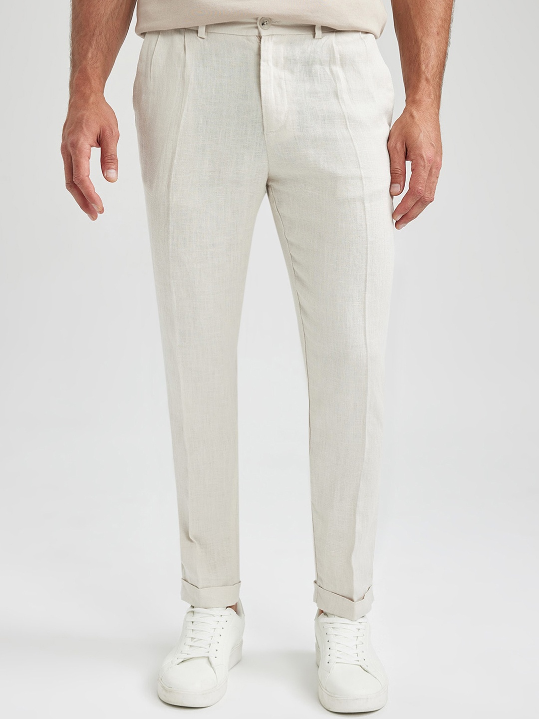 

DeFacto Men Mid-Rise Textured Pure Linen Trousers, Off white