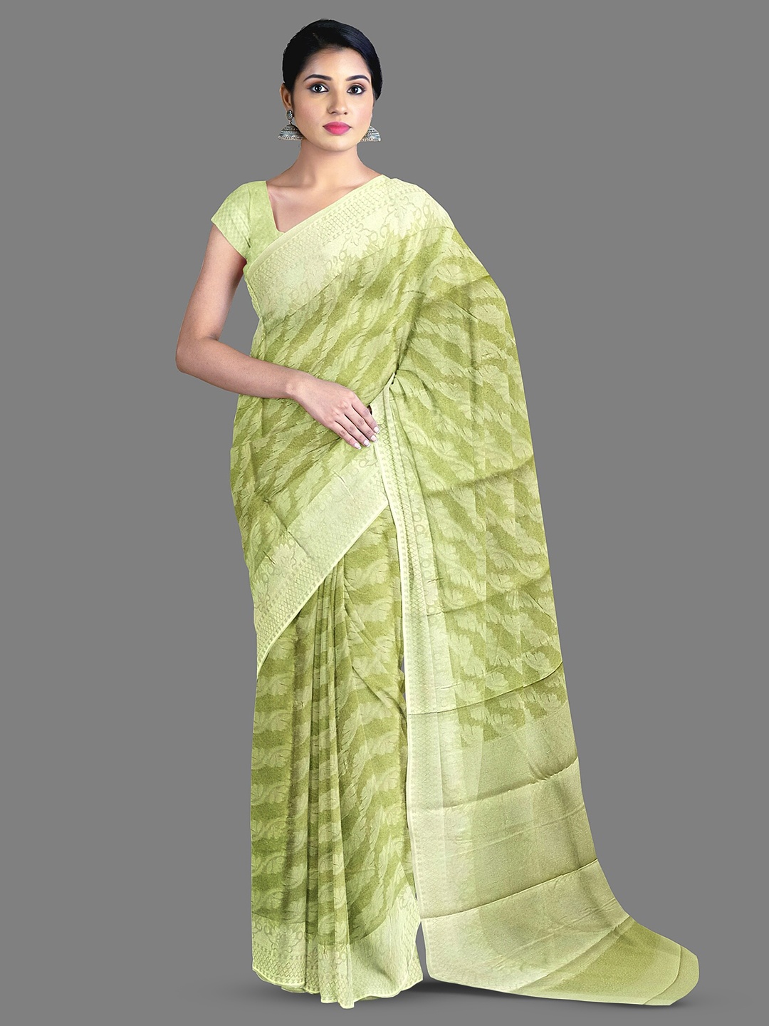 

The Chennai Silks Ethnic Motifs Woven Design Silk Cotton Zari Detail Saree, Green