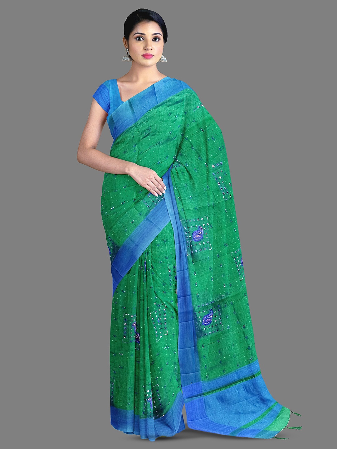 

The Chennai Silks Floral Embellished Fusion Saree, Green