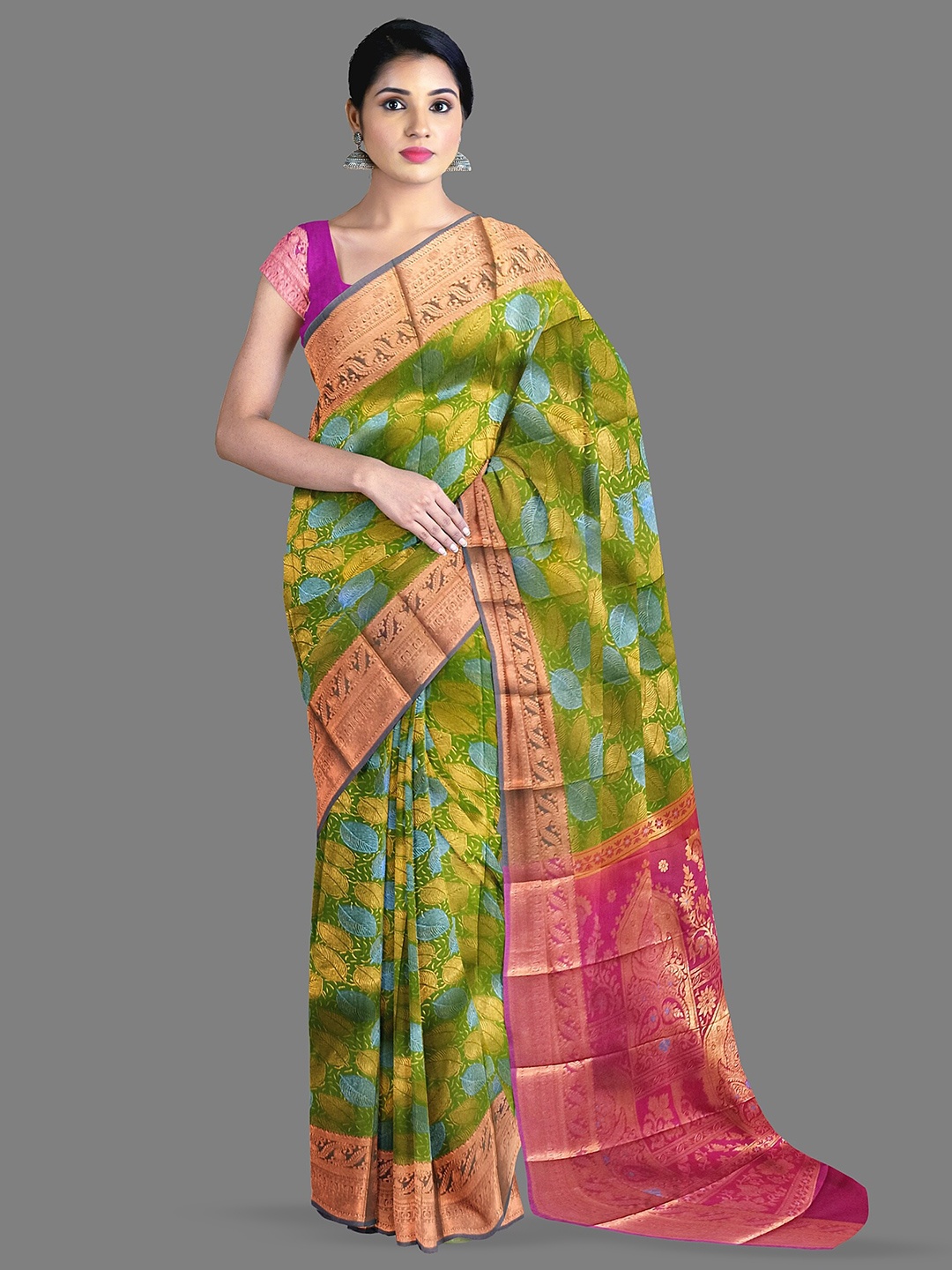 

The Chennai Silks Floral Woven Design Zari Detail Kanjeevaram Saree, Green