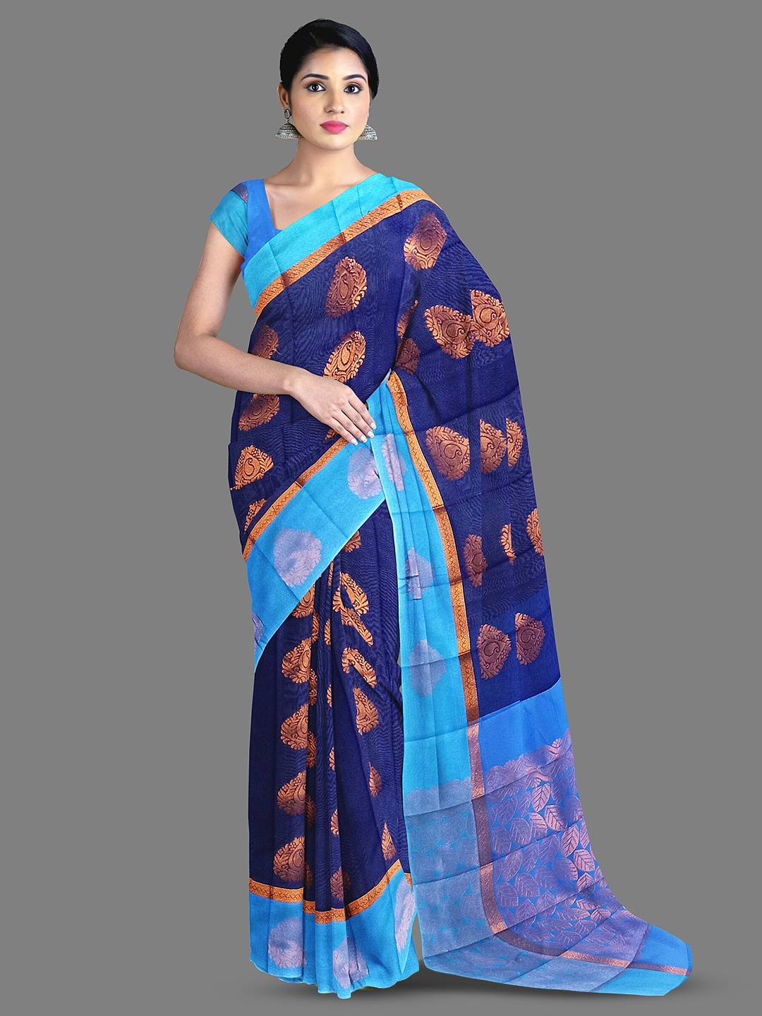 

The Chennai Silks Ethnic Motifs Woven Design Silk Cotton Zari Detail Saree, Navy blue