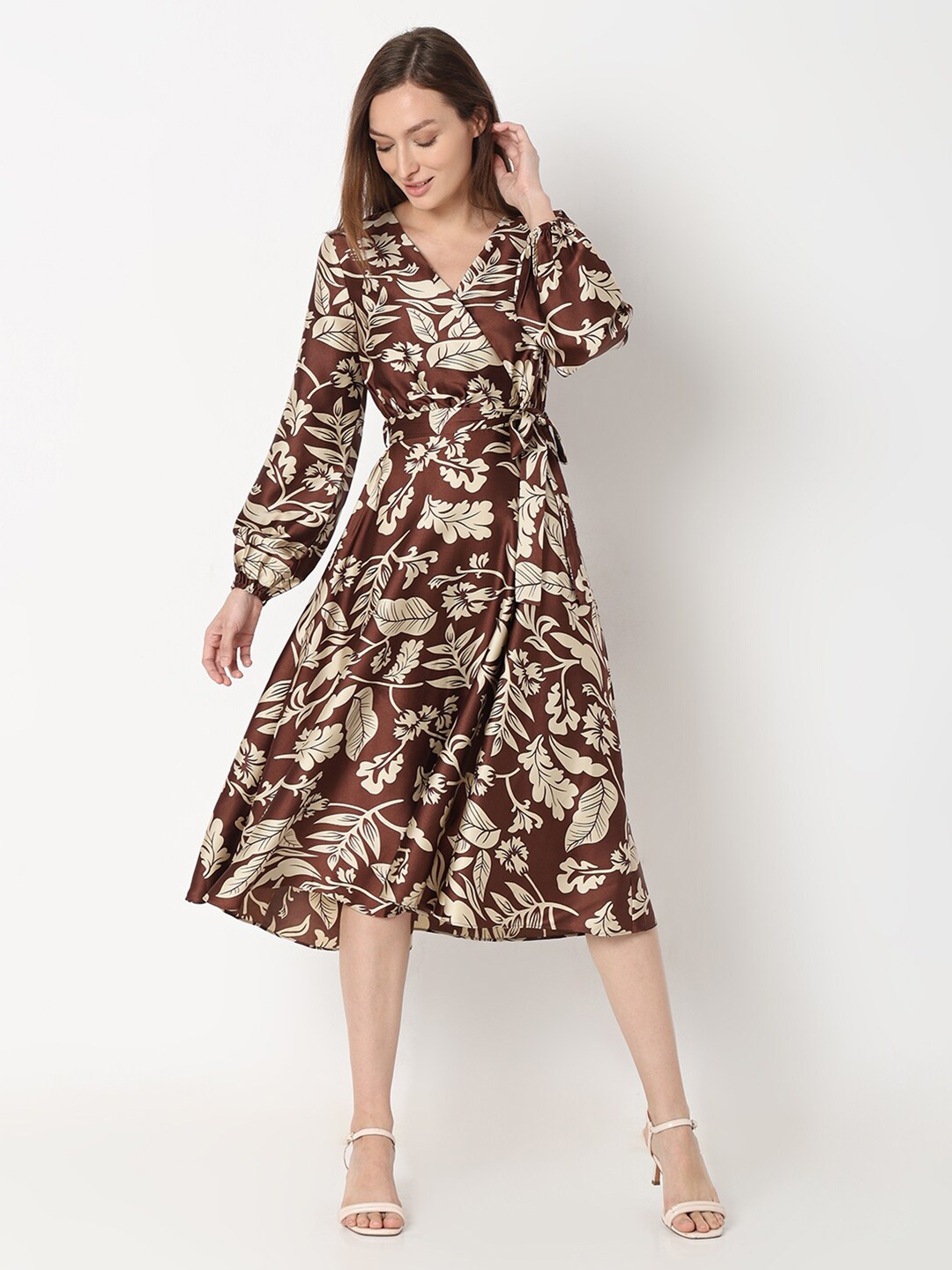 

Vero Moda Floral Printed Tie-Ups Detailed Bishop Sleeve Fit & Flare Dress, Brown