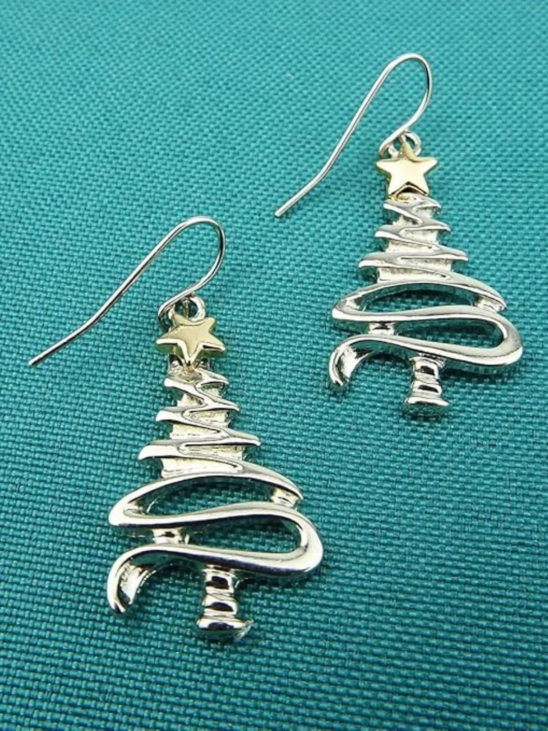 

EL REGALO Christmas Contemporary Drop Earrings, Silver