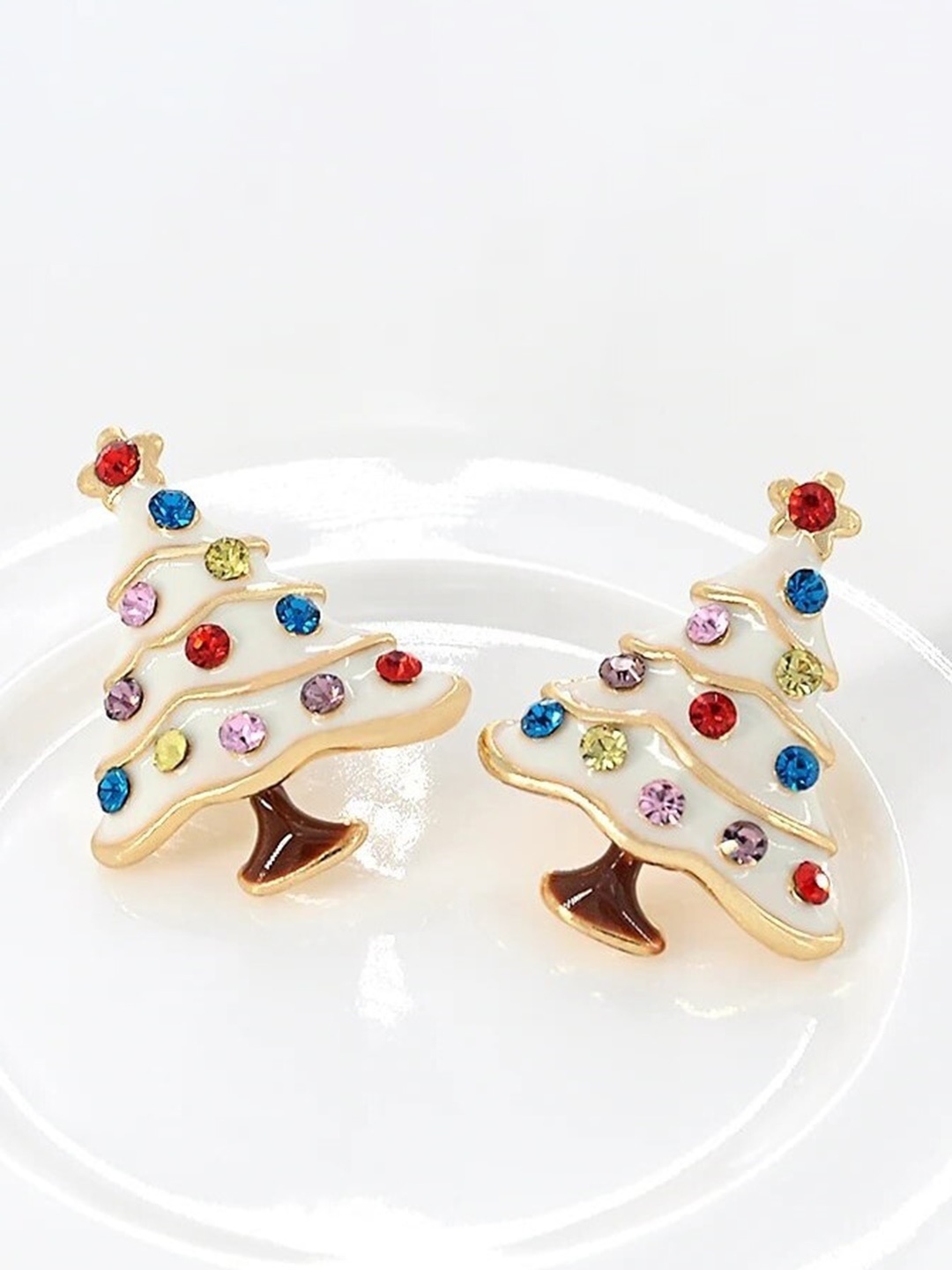 

EL REGALO Christmas Contemporary Studs Earrings, Gold