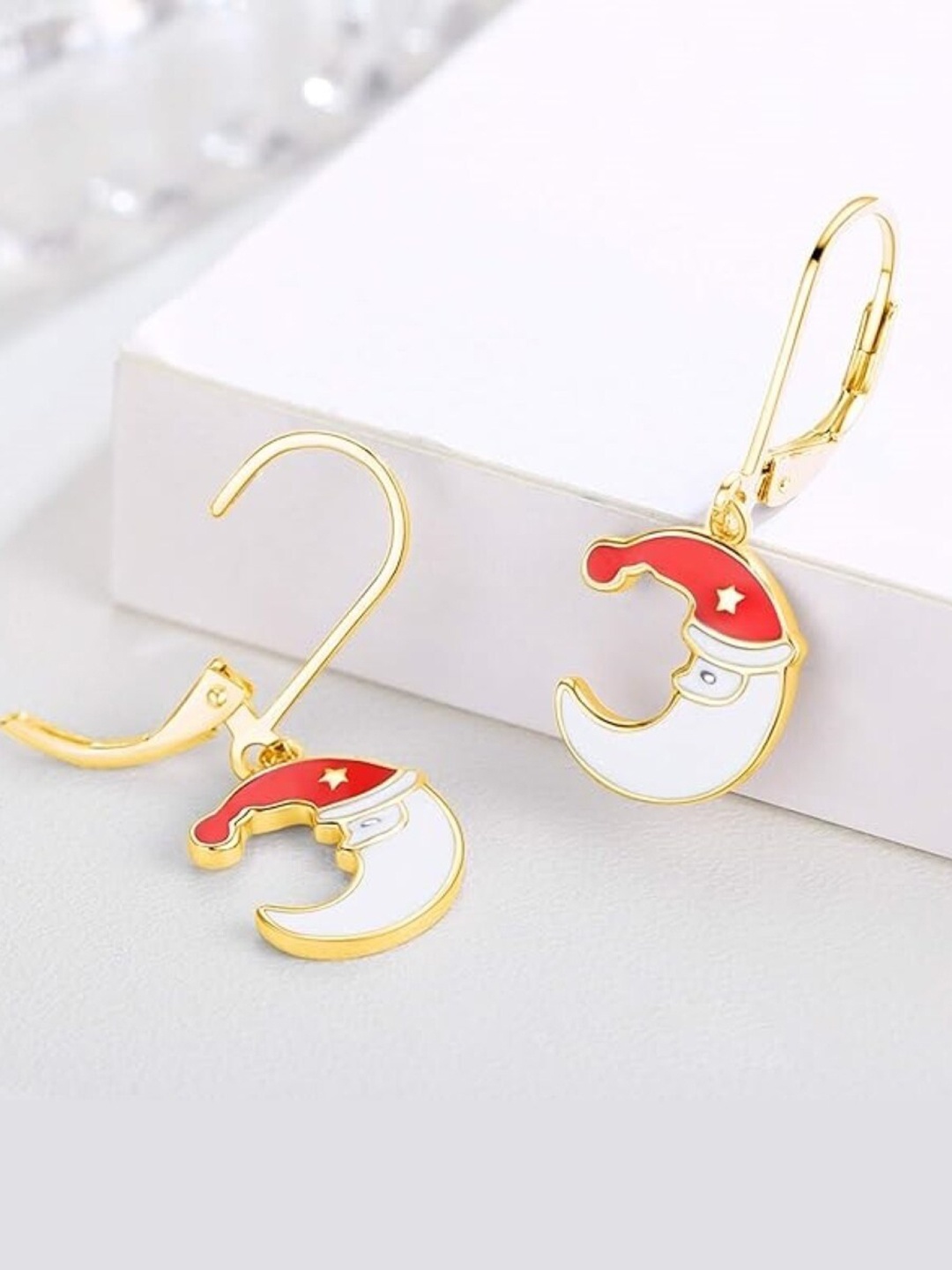 

EL REGALO Christmas Contemporary Drop Earrings, Gold