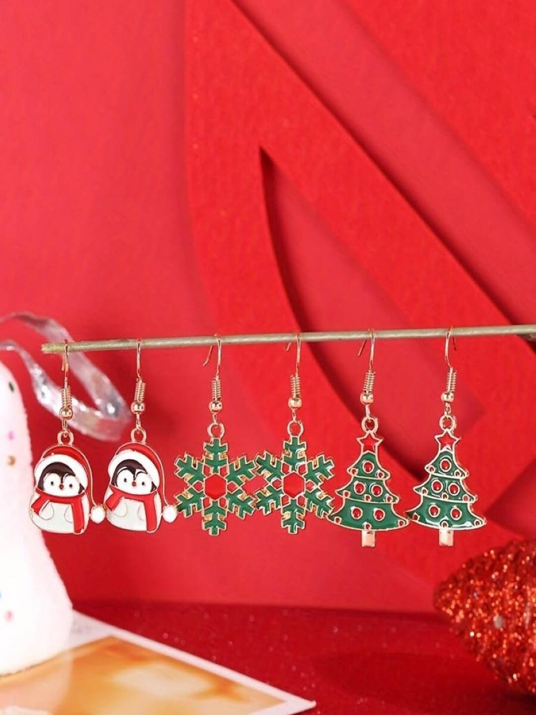 

EL REGALO Pack Of 3 Christmas Enamelled Detail Contemporary Drop Earrings, Gold