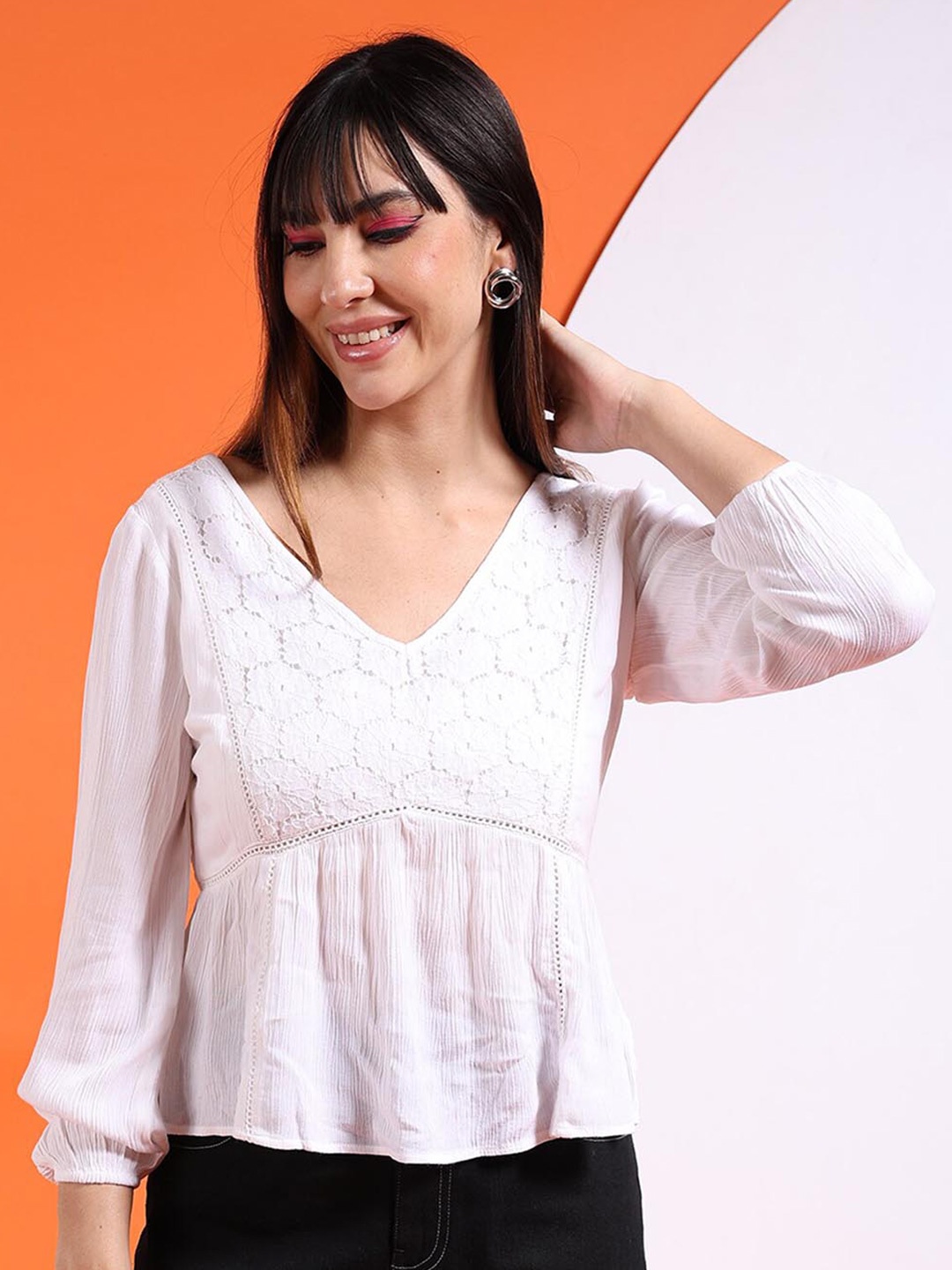 

Freehand by The Indian Garage Co White Lace Insert Detailed V-Neck Puff Sleeves Peplum Top