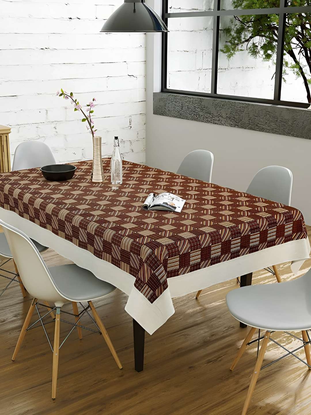 

CASA-NEST Brown & Beige Geometric Anti-Slip 6-Seater Table Cover