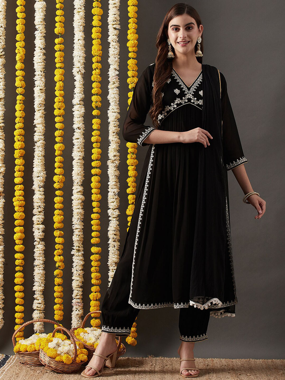 

RAJGRANTH Yoke Design Empire Thread Work Georgette Aliya Cut Kurta With Trousers & Dupatta, Black